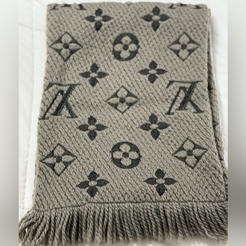 Louis Vuitton Scarf